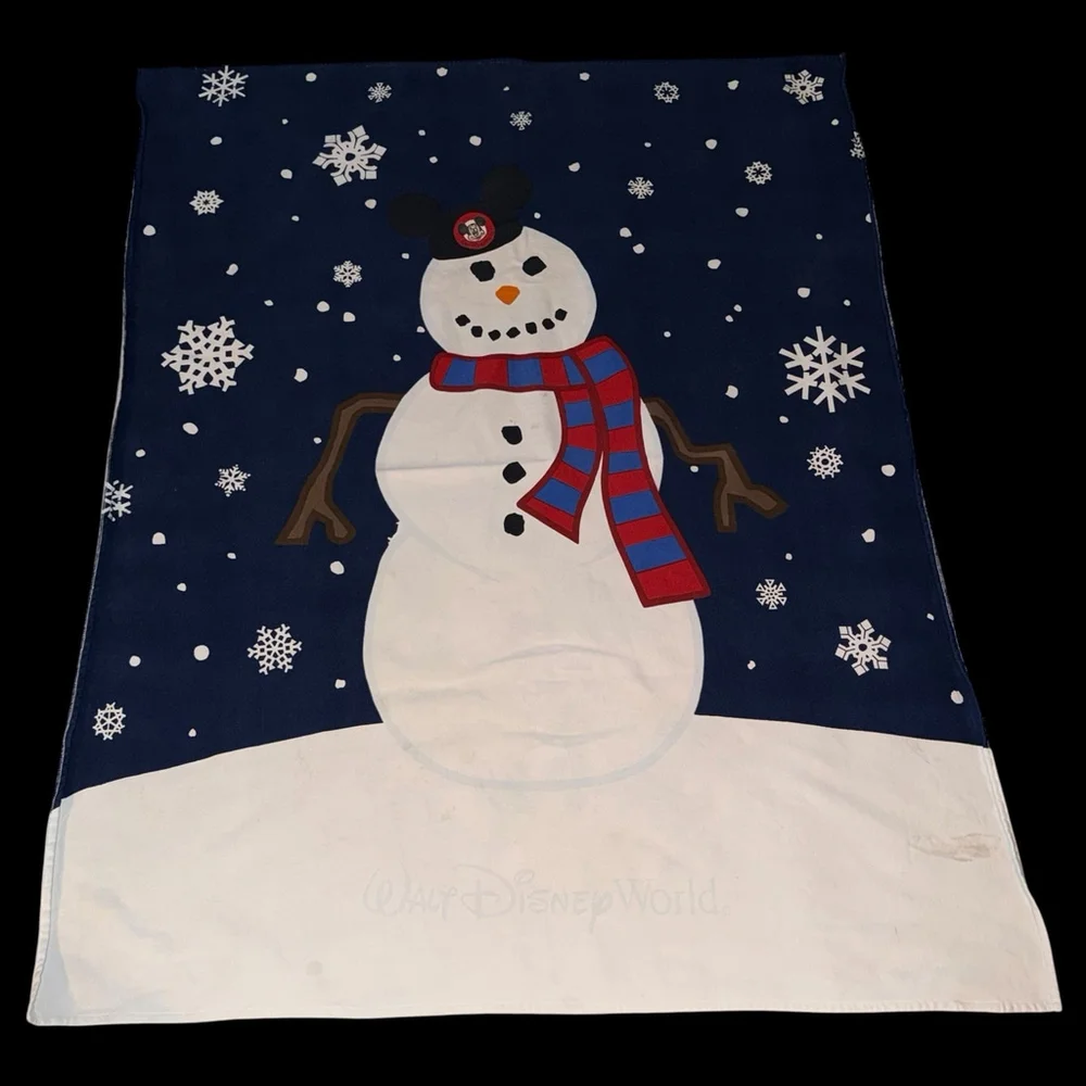 Walt Disney World Disneyland Resort Mickey Mouse Snowman ThrowBlanket 48x54 READ